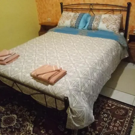Chryspy Toulatos Guest house