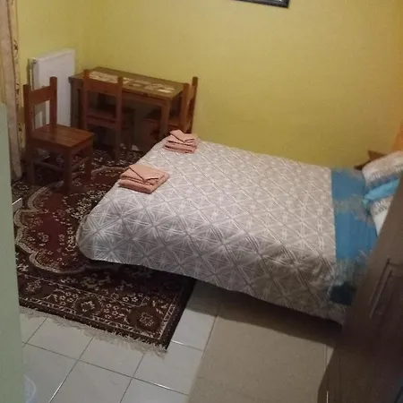 בית הארחה Chryspy Toulatos