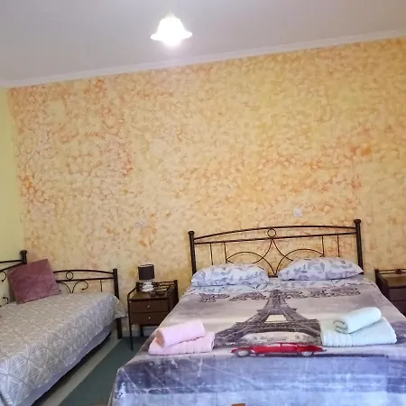 Chryspy Toulatos Guest house Poulata