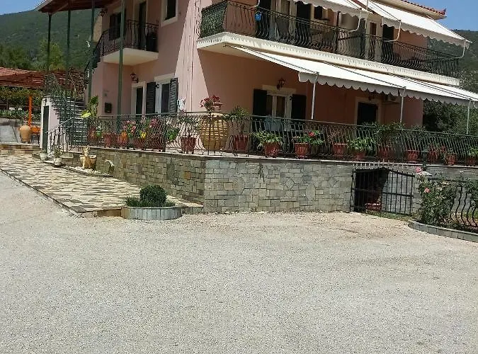 Chryspy Toulatos Casa de hóspedes Pouláta