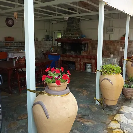 Chryspy Toulatos Gæstehus